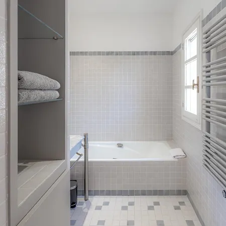 Chateau Di Cardiccia - 7br Climatise סנט-לוסידה פורטו-וקיו