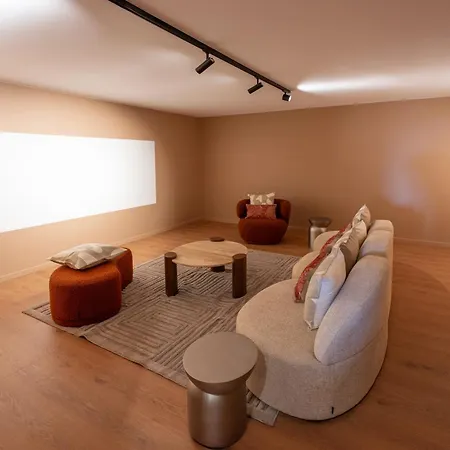 Chateau Di Cardiccia - 7br Climatise * סנט-לוסידה פורטו-וקיו