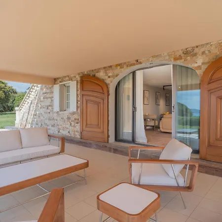 Chateau Di Cardiccia - 7br Climatise Sainte-Lucie de Porto-Vecchio