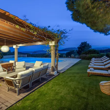 Chateau Di Cardiccia - 7br Climatise Villa *