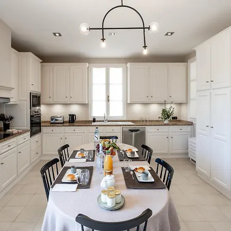 Chateau Di Cardiccia - 7br Climatise Villa